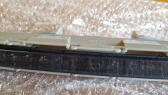 W211_schwarze_dritte_Bremsleuchte_003