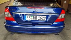 W211_schwarze_dritte_Bremsleuchte_021