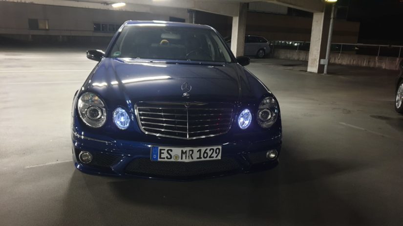 Mercedes-Benz E320 (W211) – Modifikationen – Greads Standlichtbirnen in blau